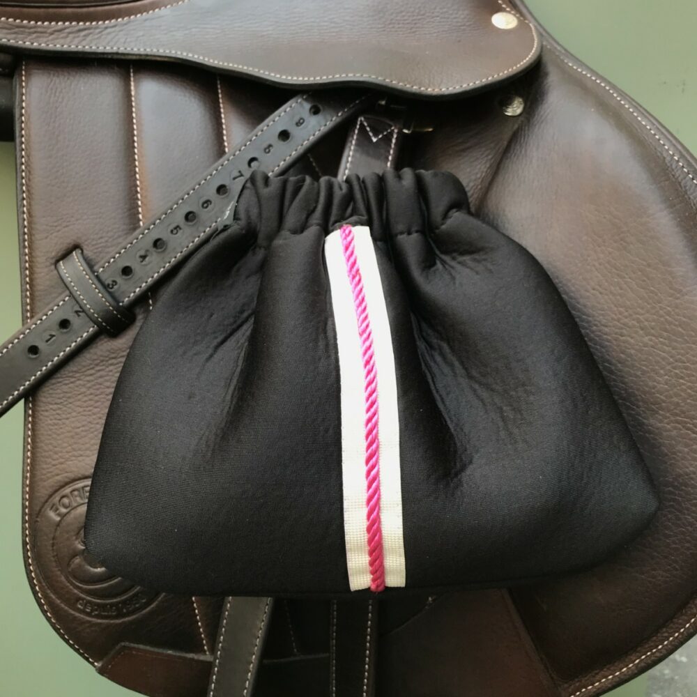 housses d'étriers noir