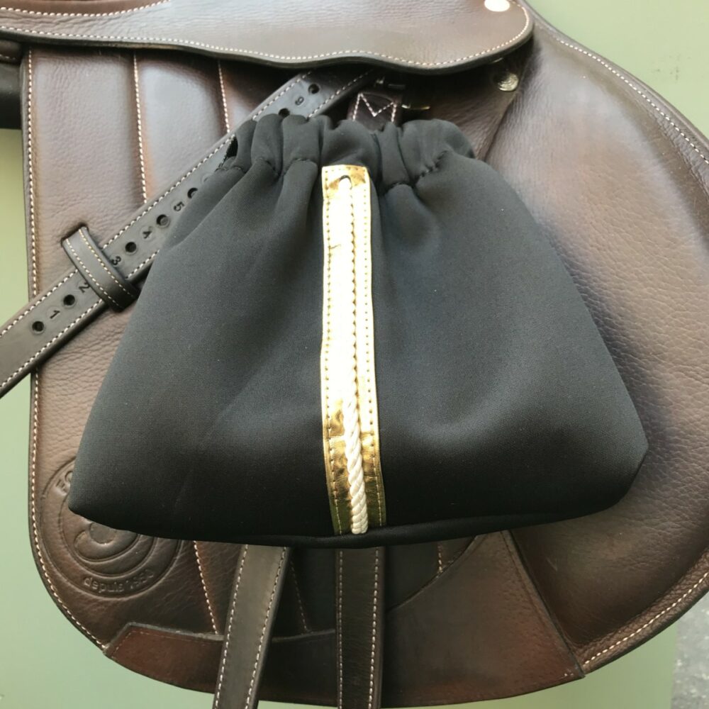 pochons d'étriers noirs